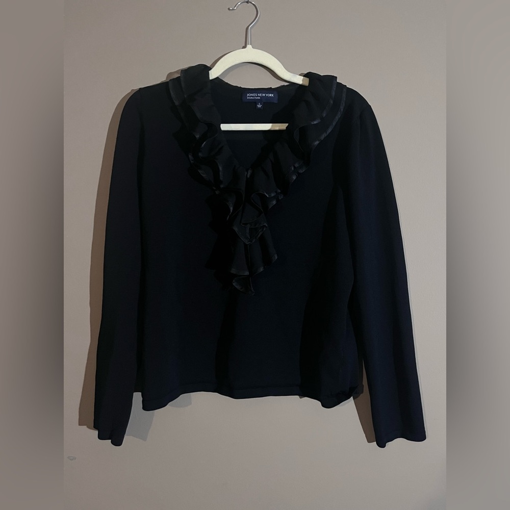 Jones New York Black Ruffled Top